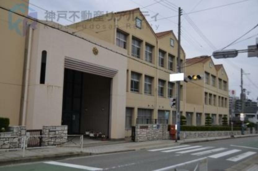 小学校 神戸市立西須磨小学校 徒歩17分。
