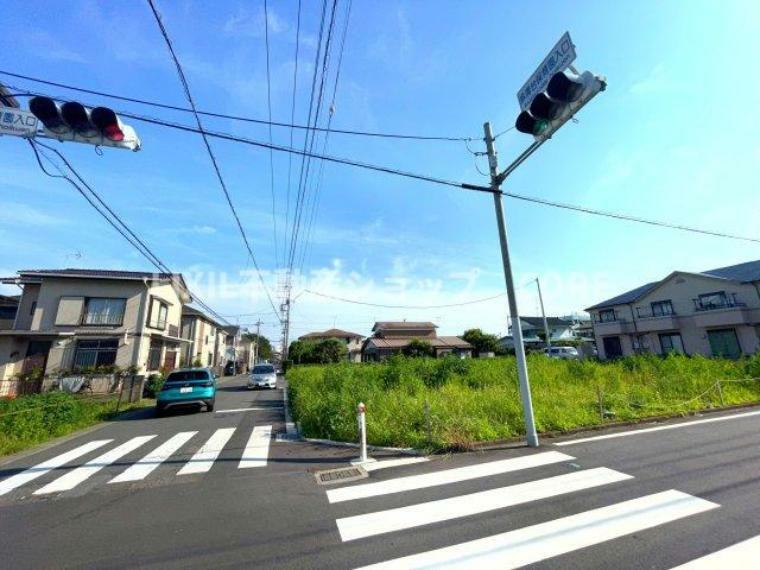 現況写真 ご見学の際にはご自宅はもちろん、駅やご指定頂いた場所まで無料でお迎えに伺います。