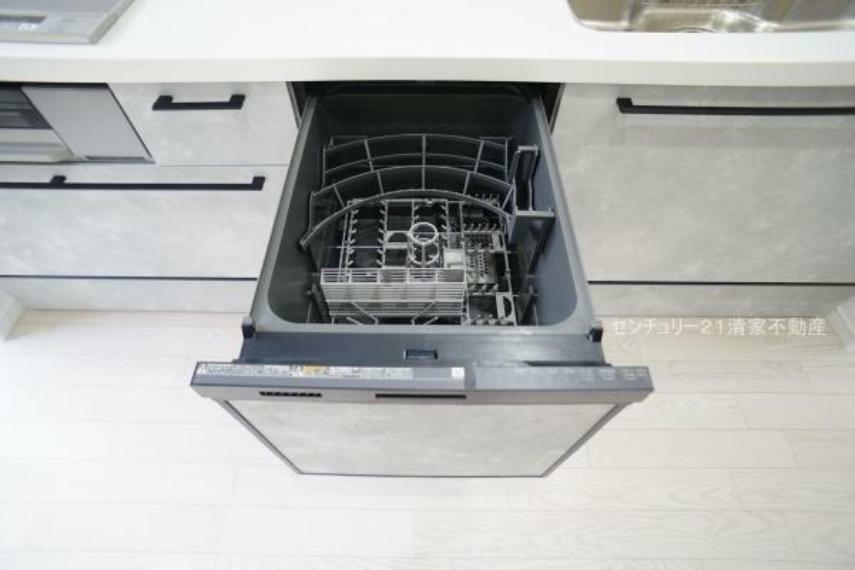 キッチン C棟:忙しい奥様に嬉しい食洗機完備！（2023年11月撮影）