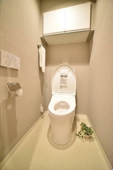 トイレ トイレは暖房便座・ウォシュレット付きで快適！