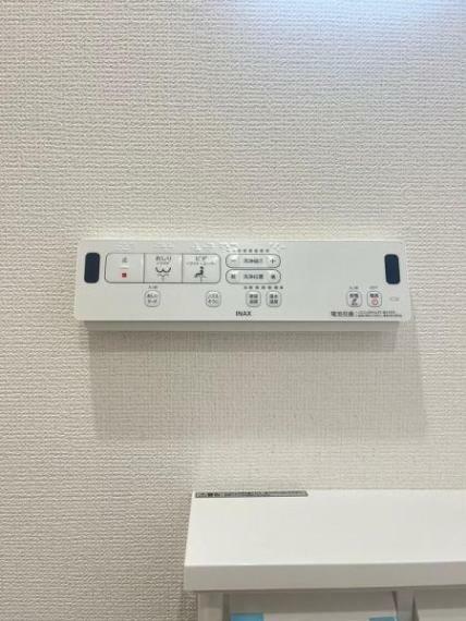 専用部・室内写真 温水便座は日本が誇るトイレ文化のひとつです。 お住まい購入時は新しいトイレで気持ちよく。
