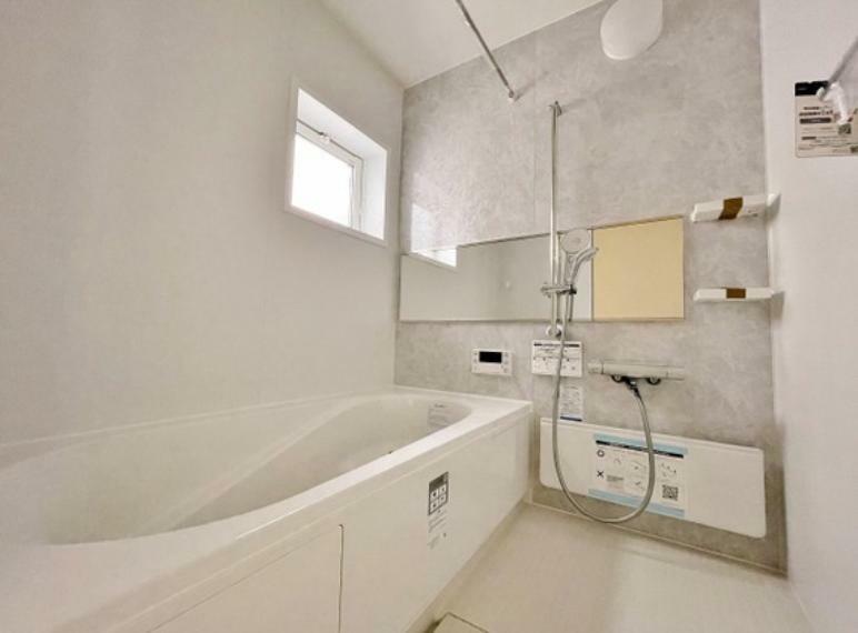 浴室 お家の中のオアシスは、ゆったりとくつろげる安らぎの空間。