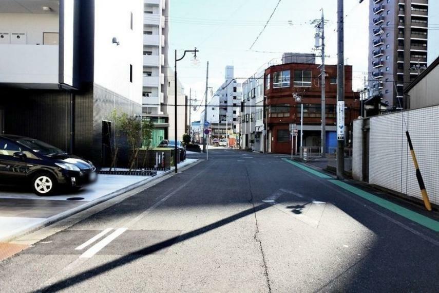 外観写真 前面道路含む現地写真