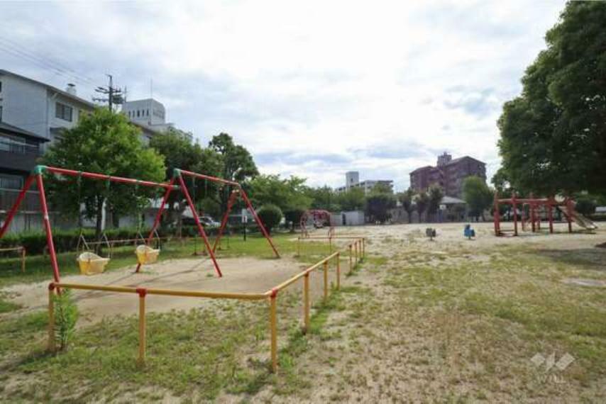 公園 弥生公園・交通児童遊園の外観