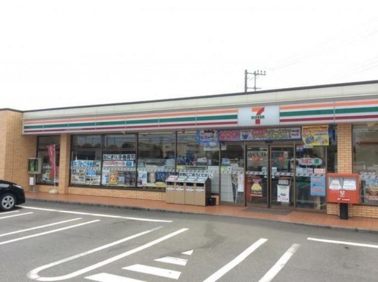 コンビニ セブンイレブン座間栗原中央店