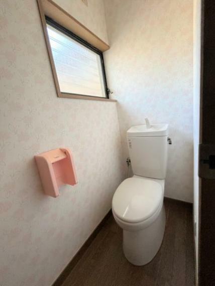 トイレ 【リフォーム前】トイレは新品に交換予定です。