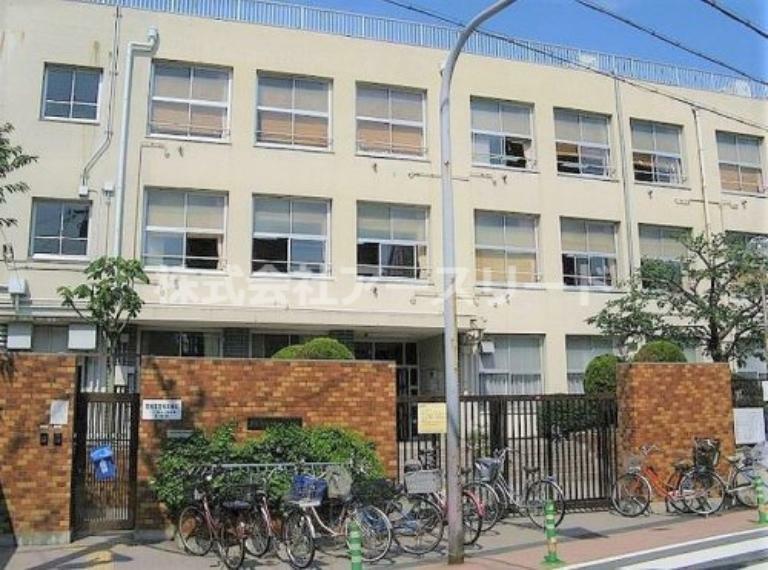 小学校 【小学校】大阪市立西淡路小学校まで688m