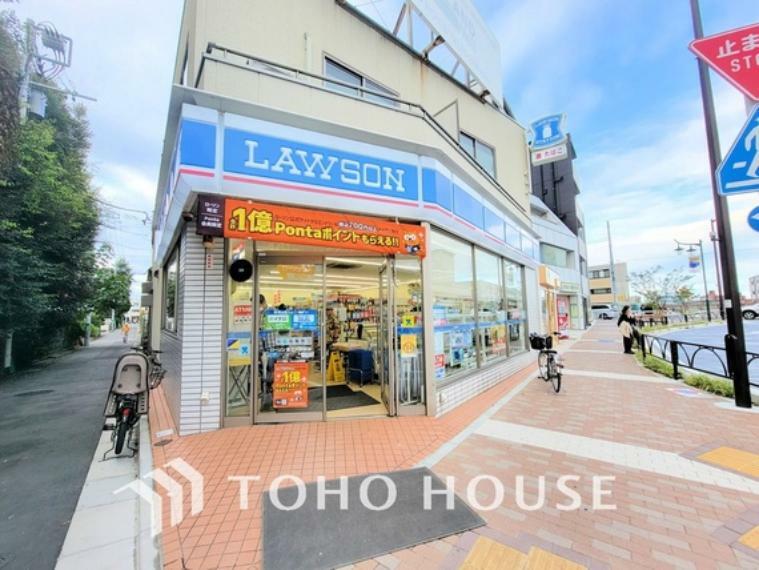 コンビニ ローソン 東北沢駅前店　距離400m