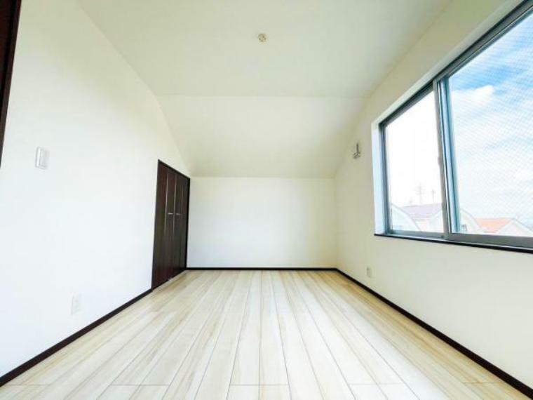 収納 【洋室】白を基調とした明るい居室