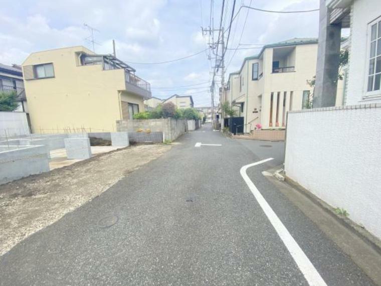 現況写真 ■前面道路は南側5m公道、西側は生産緑地で陽当り良好