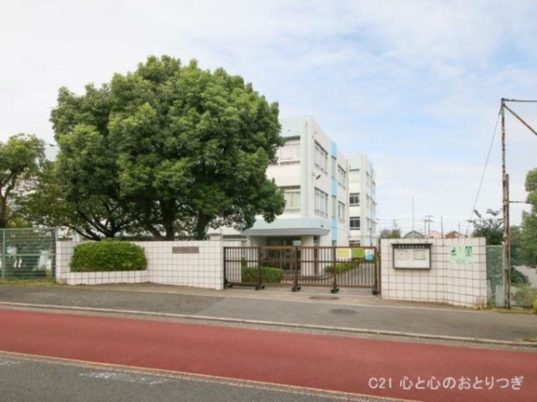 小学校 藤沢市立駒寄小学校