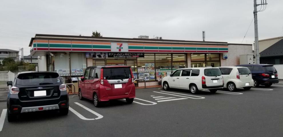 コンビニ セブン-イレブン 小田原上新田店まで約540m（徒歩7分）