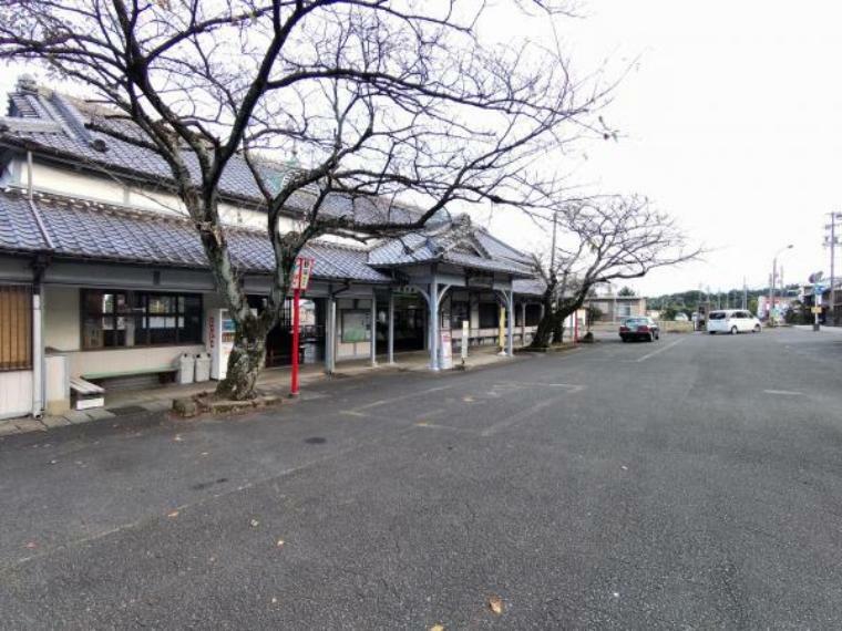 養老駅まで約1300m（徒歩約17分）です。