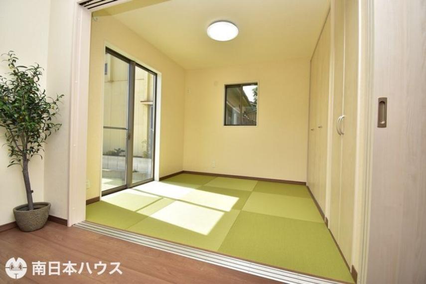 和室 【和室】4.5帖の和室です！リビングとつなげて使うこともできます 南向きで日当たり良好です