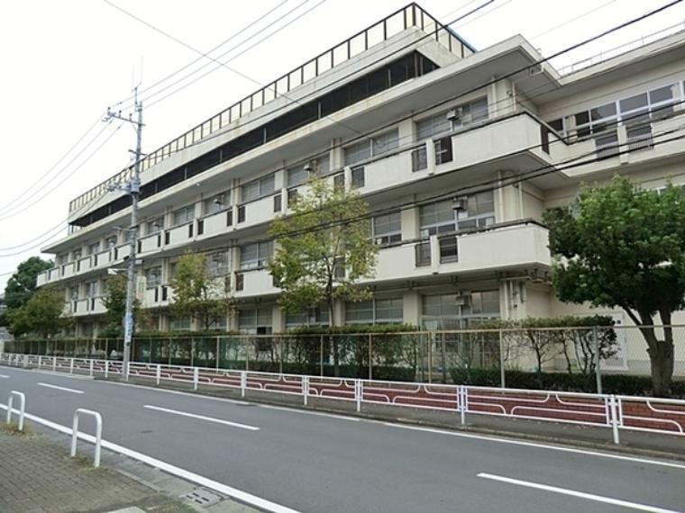 小学校 横浜市立緑小学校 創立昭和55年9月　ふれあい・学びあい・みとめあうみどりっ子