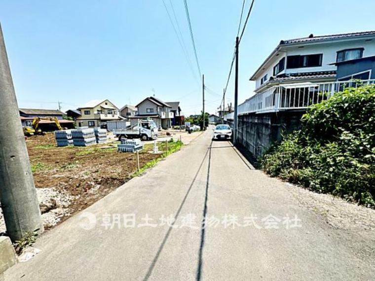 現況写真 前面道路です。