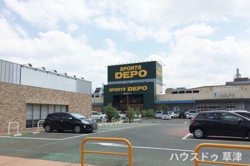 ショッピングセンター スポーツデポ・レイクサイドガーデン大津店