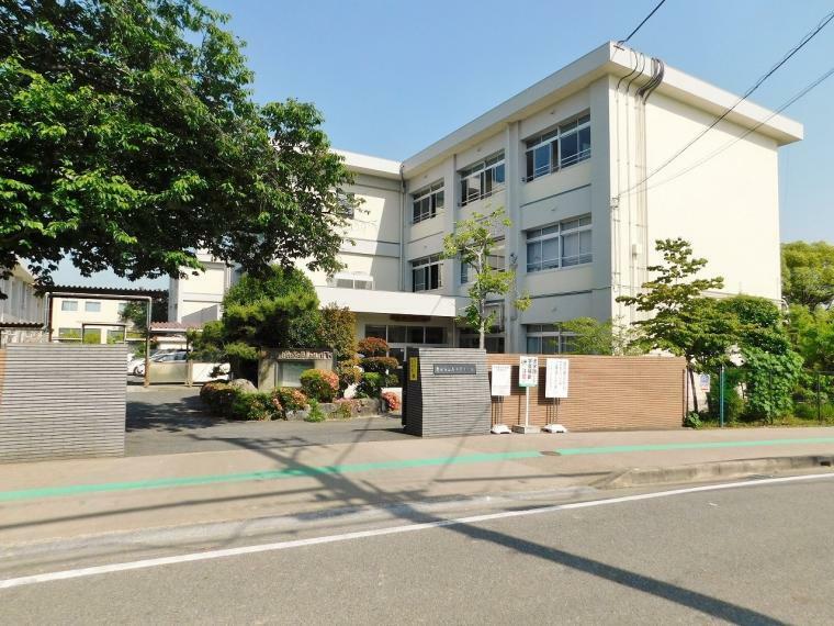 小学校 豊田市立寿恵野小学校