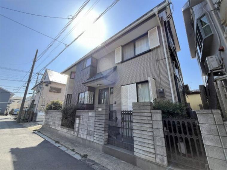 草加市氷川町