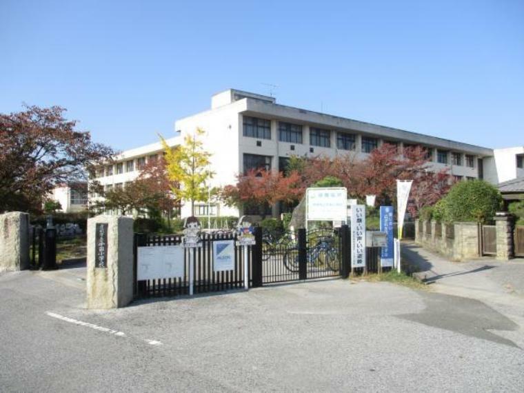 小学校 平田小学校まで約1.2km。徒歩で約15分です