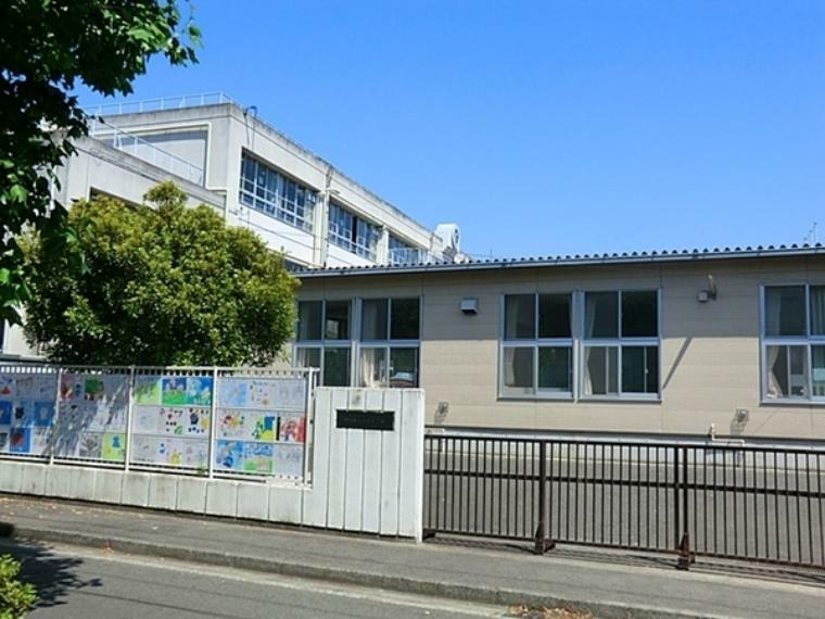 小学校 川崎市立小倉小学校