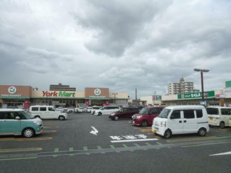 ショッピングセンター 【ショッピングセンター】モールプラザまで1200m