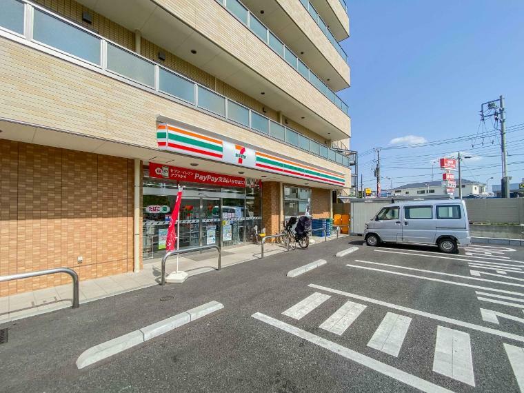 コンビニ セブンイレブン川崎矢上店（便利な24時間営業。駐車場もあります。）