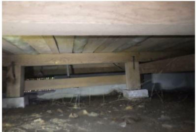 構造・工法・仕様 床下まで確認の上でリフォームし、シロアリの被害調査と防除工事もおこないます。