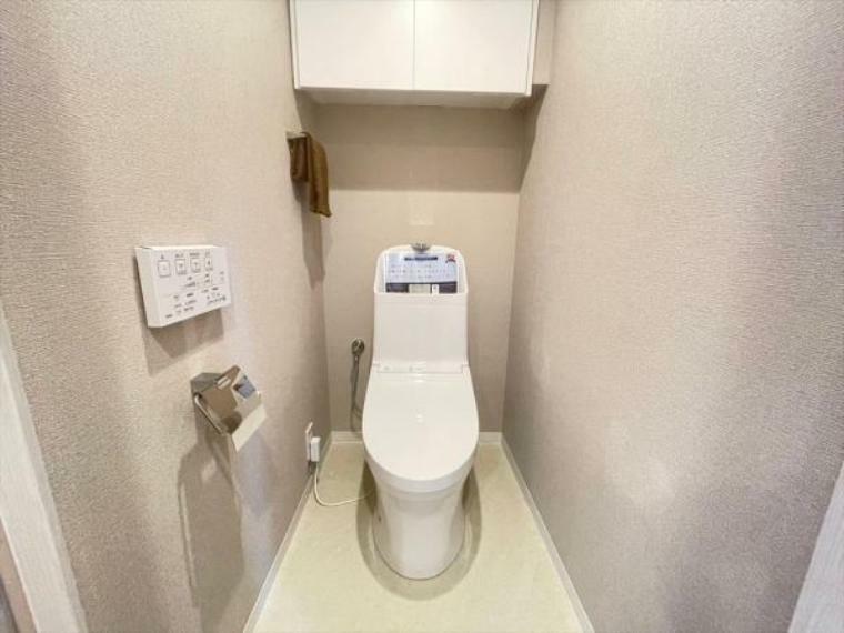 トイレ 収納スペースのあるトイレ