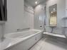 同仕様写真（内観） オートバスシステム・浴室暖房換気乾燥機を搭載した1坪タイプの浴室（A棟同仕様）