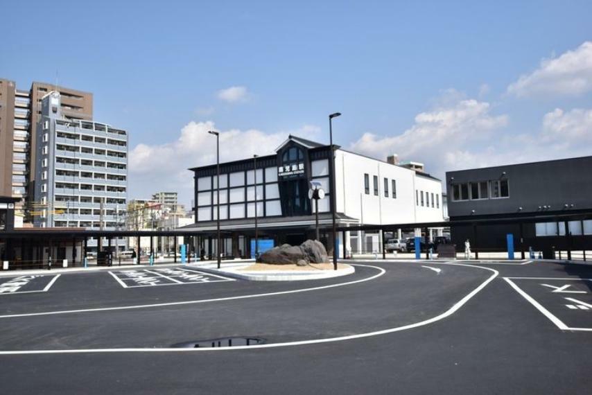 鹿児島駅鹿児島市浜町にある、JR九州・鹿児島市交通局の駅である。