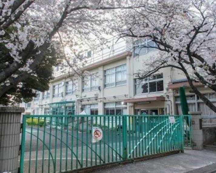 小学校 【小学校】豊島区立西巣鴨小学校まで713m