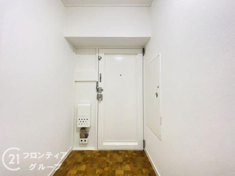 玄関 多様化する住まいのお悩みを当社へお気軽にご相談下さい