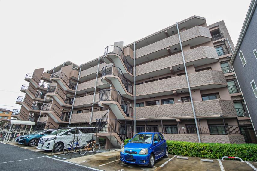 ネオステージ大宮 5階