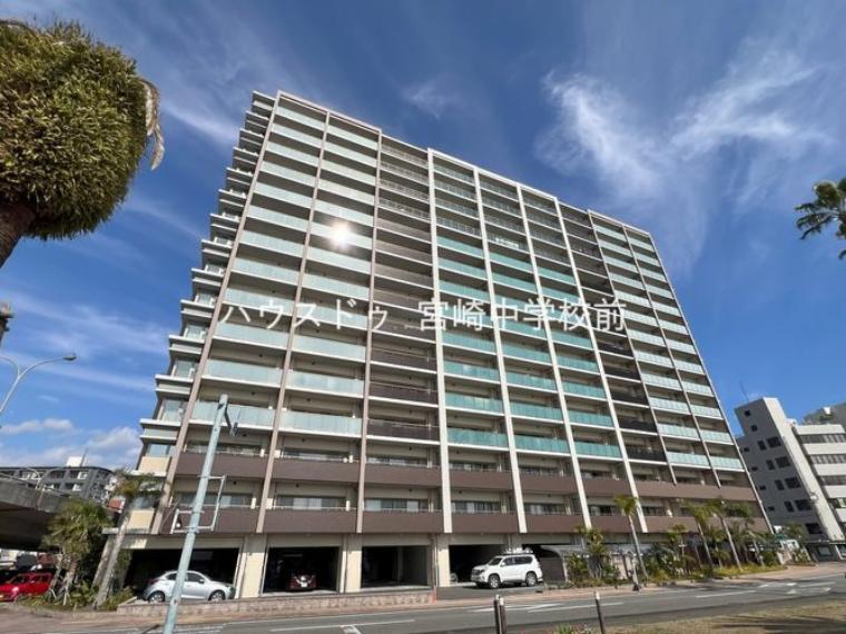 ハウスドゥ 宮崎中学校前 株式会社ピア7