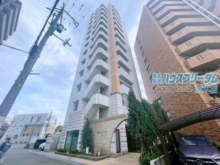 ドルチェヴィータ江坂 8階