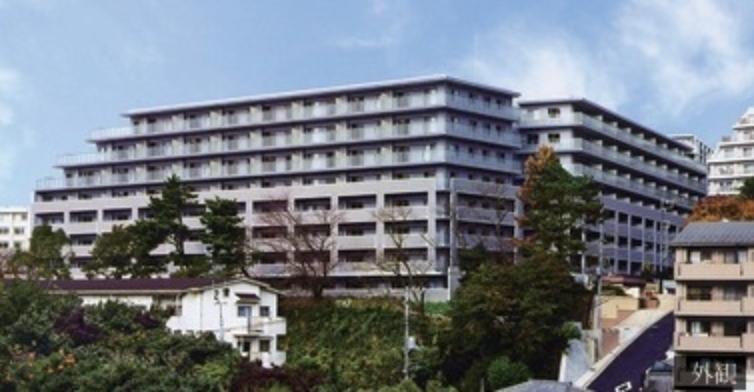 ゼファーヒルズトゥ横浜戸塚 2階