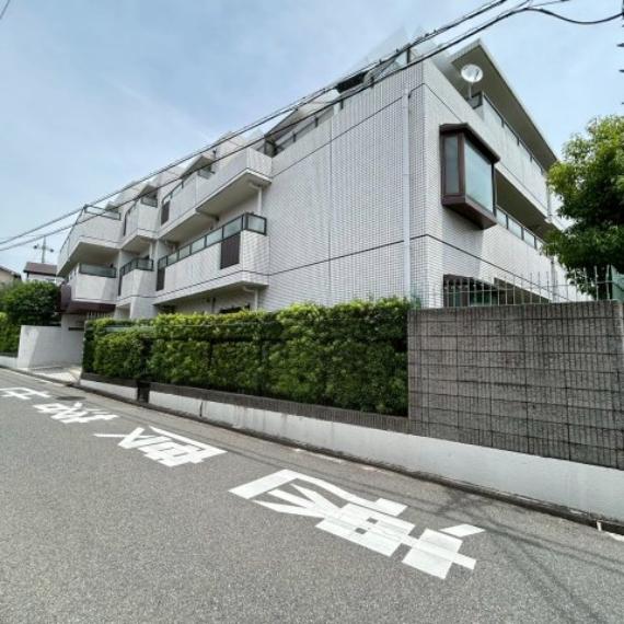 ファミール豊中千里園 2階