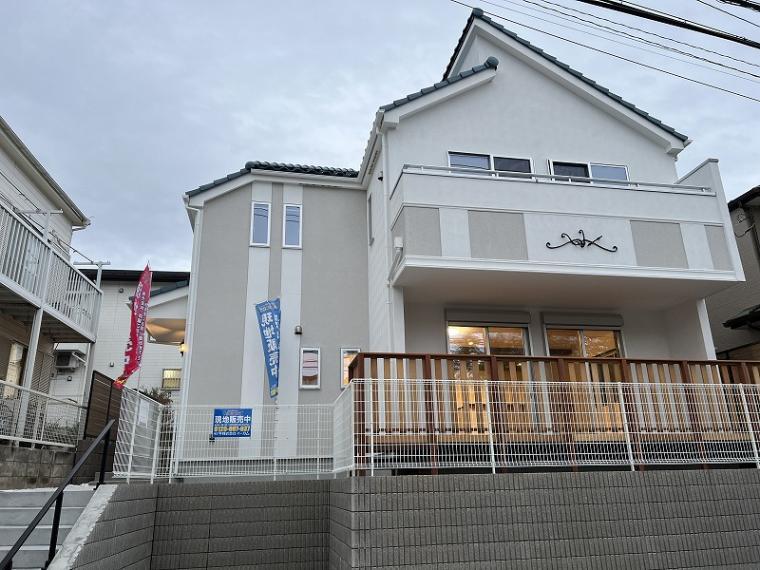 株式会社イーカム 販売課