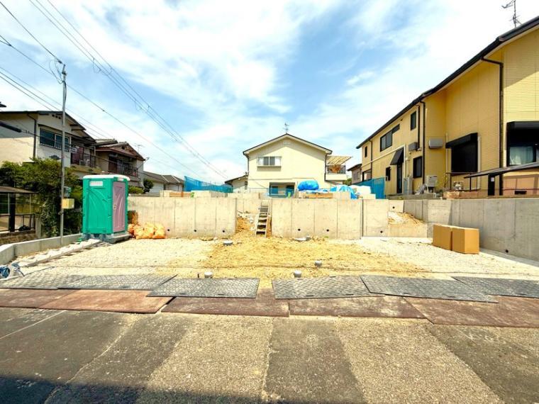川西市松が丘町