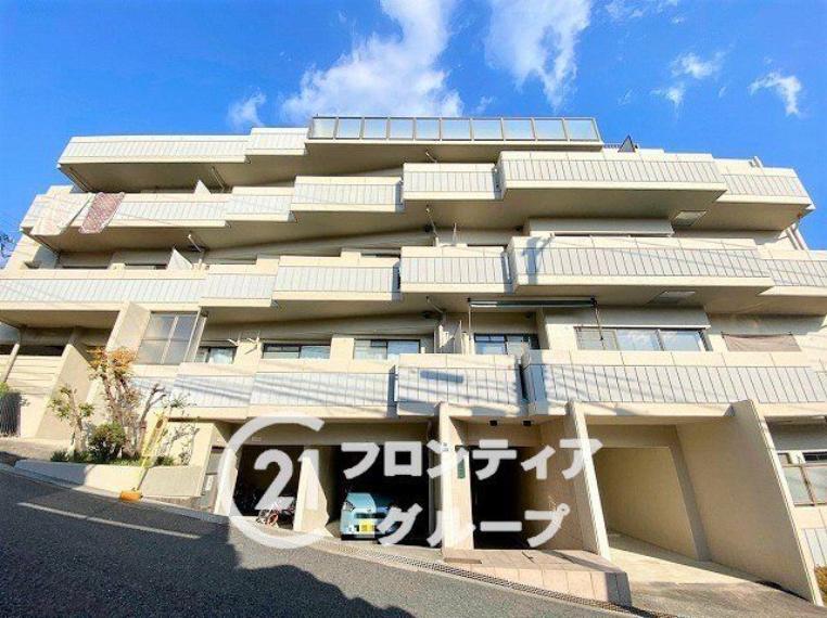 グラン・ドムール富雄 1階