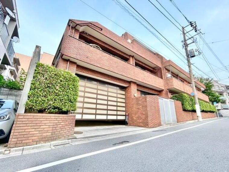 グランフォルム中野富士見町 2階