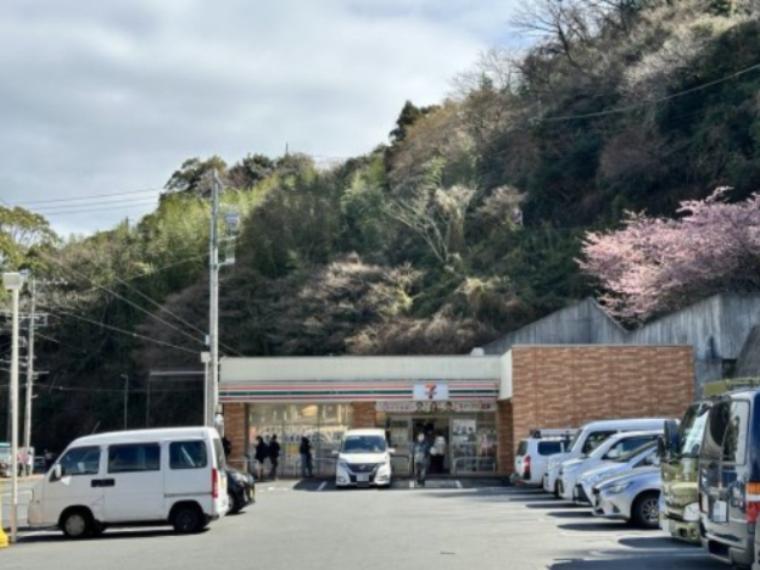 コンビニ 【コンビニエンスストア】セブンイレブン 熱海梅園店まで383m