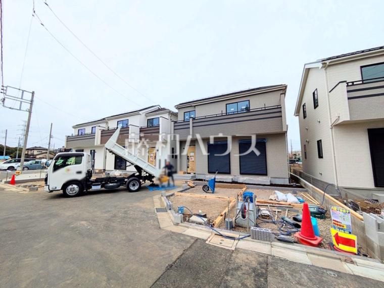 ≪接道状況≫ お住まい探しは、家の良し悪しだけでなく周辺環境も重要なポイントです。ぜひ一度お客様の目でご覧ください。 【府中市日新町5丁目】