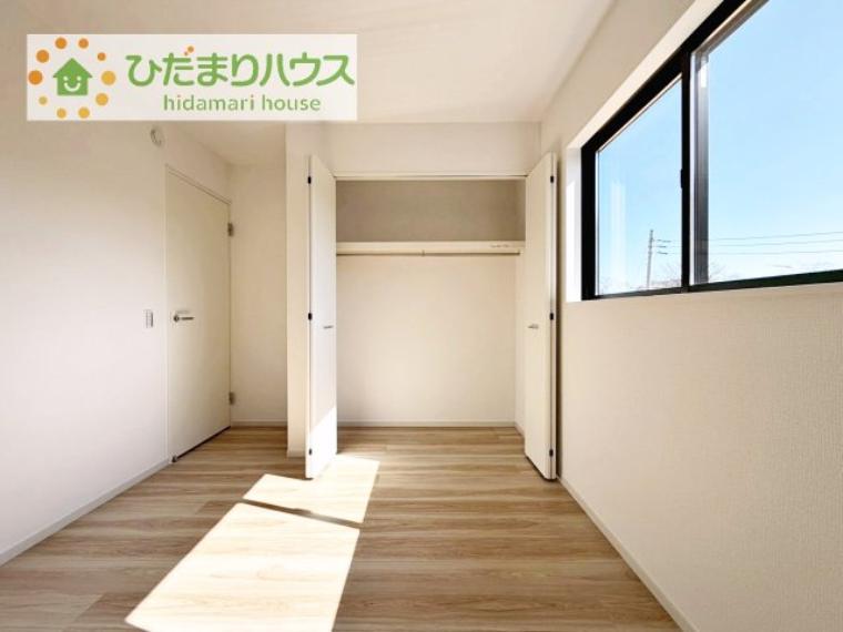 クローゼットタイプの収納は荷物がどこにあるかすぐに見つかります！