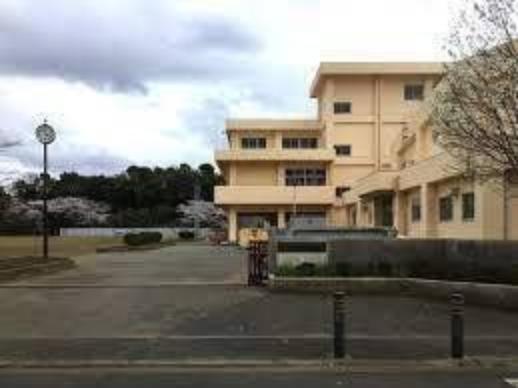 朝日ケ丘中学校（約1,170m）