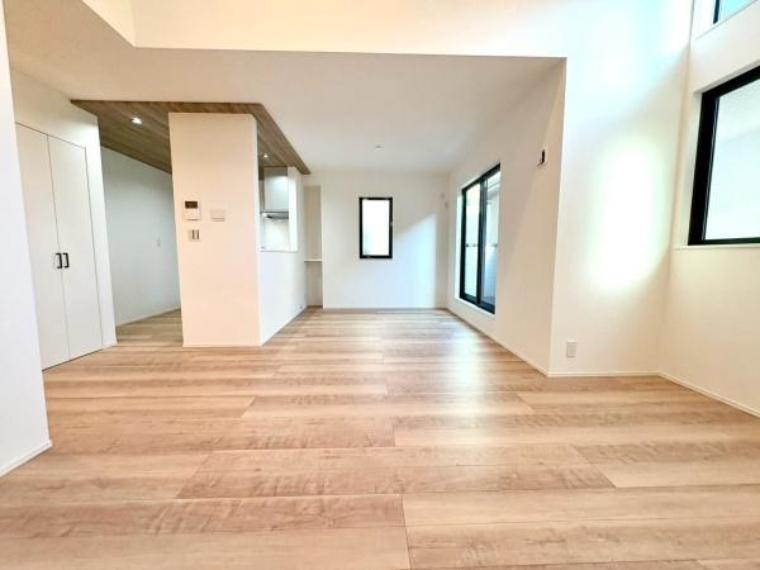 家事をしながら会話も楽しめる対面キッチン(*^^*)