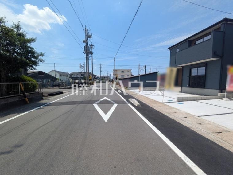 接道状況および現場風景　【岩倉市宮前町1丁目】