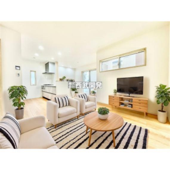 配置してある家具や小物はCGによるイメージです。