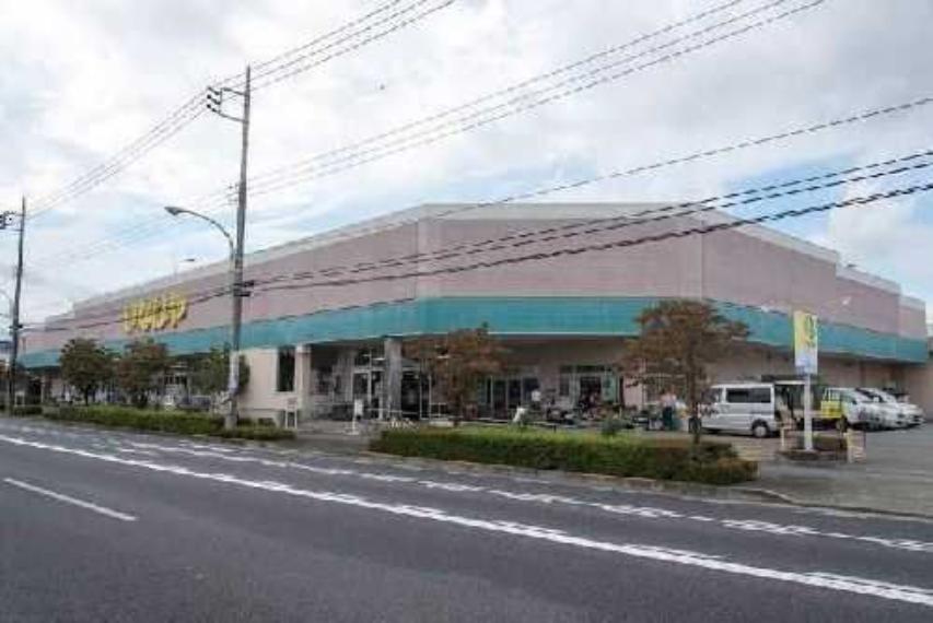いなげやあきる野雨間店 徒歩10分。（約780m）